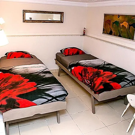 Casa Insolita B Apartment El Faro
